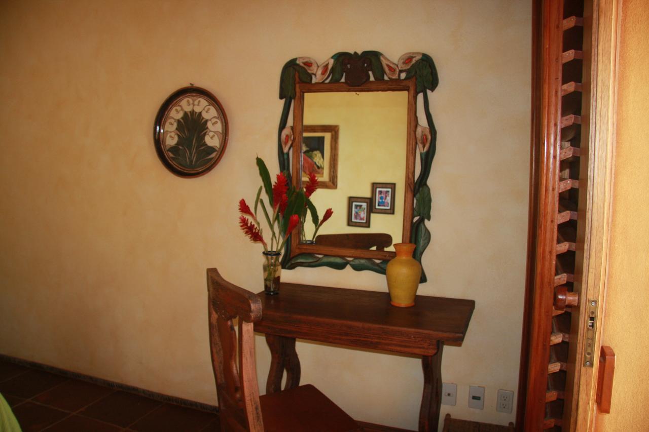 Casa Las Piedras Bed & Breakfast Troncones Exterior photo