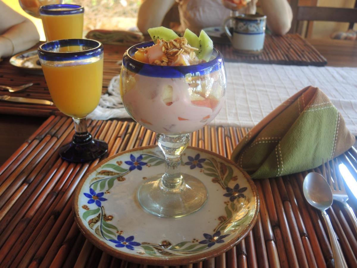 Casa Las Piedras Bed & Breakfast Troncones Exterior photo