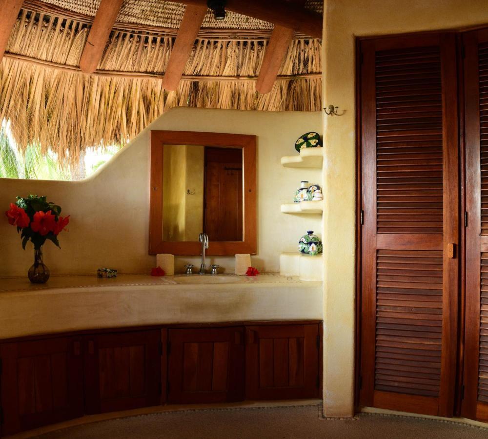 Casa Las Piedras Bed & Breakfast Troncones Exterior photo